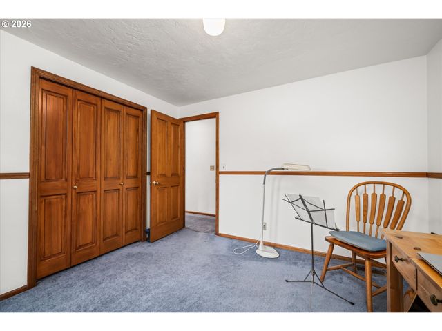 2673 GARFIELD St, Eugene, OR 97405