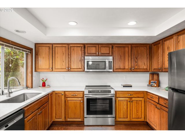 2673 GARFIELD St, Eugene, OR 97405