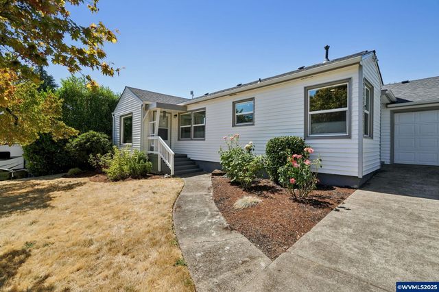 537 Kingwood Dr NW, Salem, OR 97304