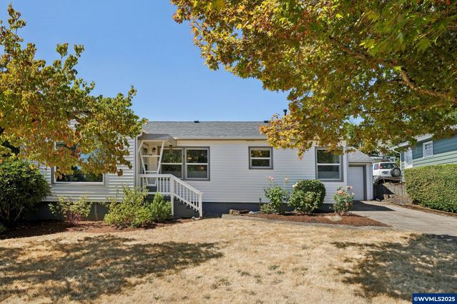 537 Kingwood Dr NW, Salem, OR 97304