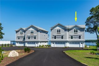 5 Williams Street 4, Warwick, RI 02818