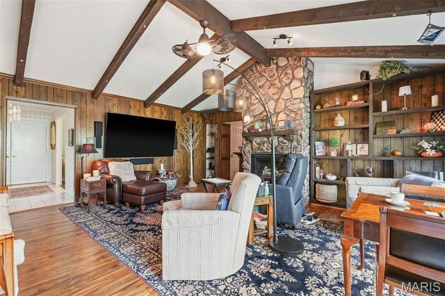 127 White Oak Estates Drive, Troy, MO 63379