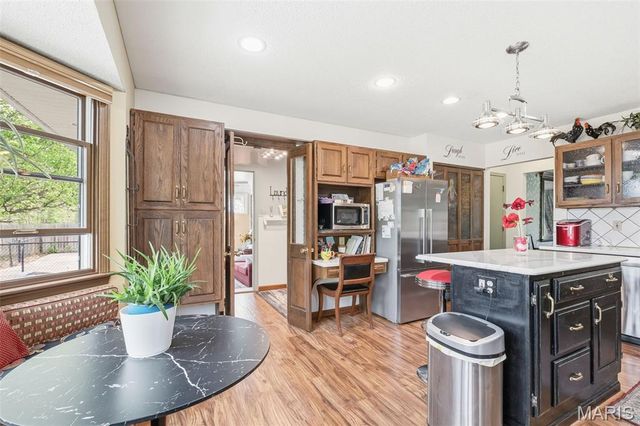 127 White Oak Estates Drive, Troy, MO 63379