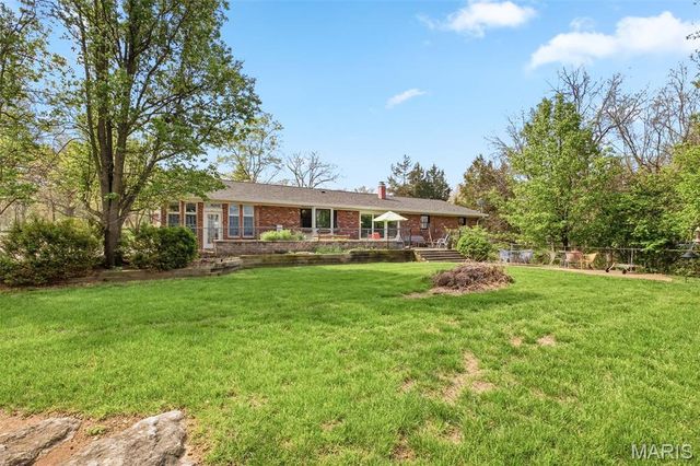 127 White Oak Estates Drive, Troy, MO 63379