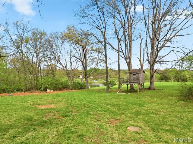 127 White Oak Estates Drive, Troy, MO 63379