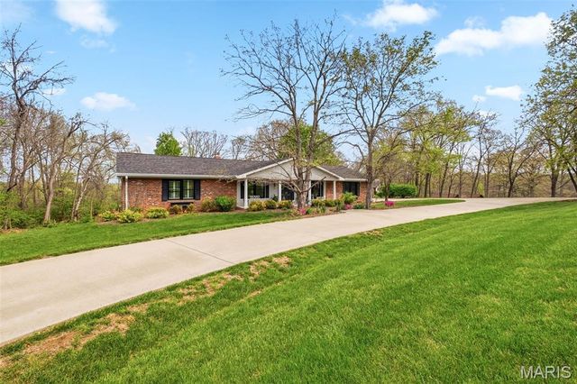 127 White Oak Estates Drive, Troy, MO 63379