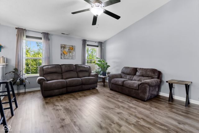 6880 W Denton Drive, Mccordsville, IN 46055