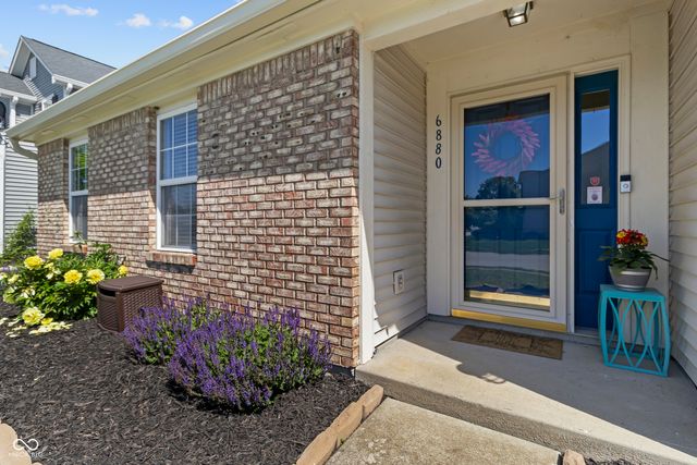 6880 W Denton Drive, Mccordsville, IN 46055