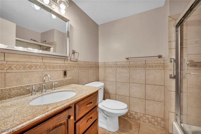 3400 Wooster Road 401, Rocky River, OH 44116