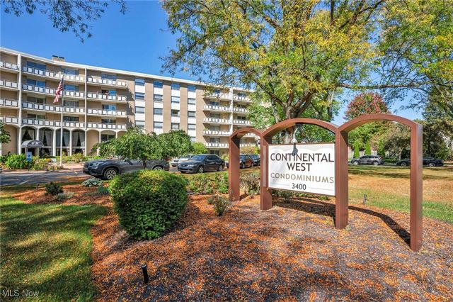 3400 Wooster Road 401, Rocky River, OH 44116