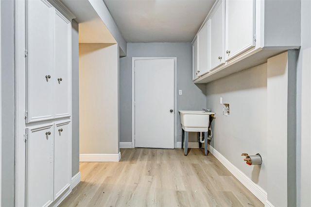 1727 Cloister Drive, Crosby, TX 77532