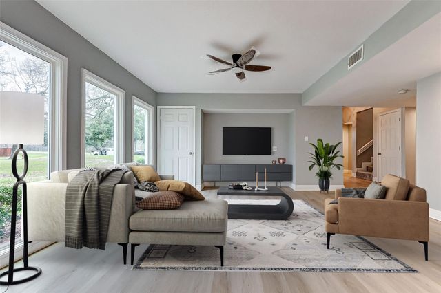 1727 Cloister Drive, Crosby, TX 77532