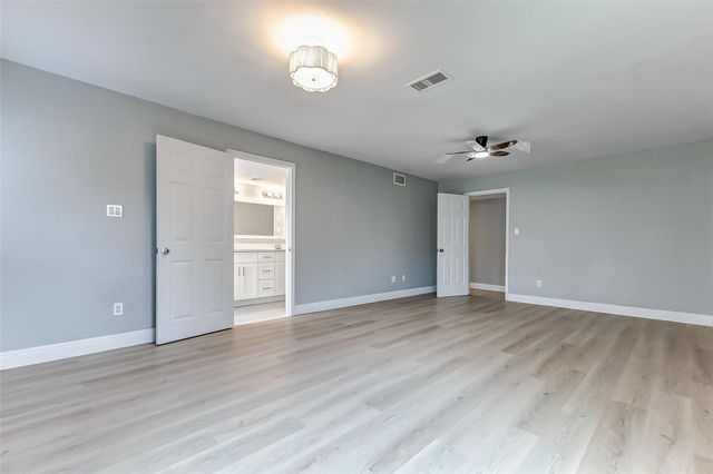 1727 Cloister Drive, Crosby, TX 77532