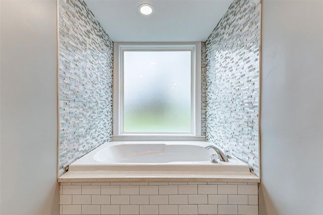 1727 Cloister Drive, Crosby, TX 77532