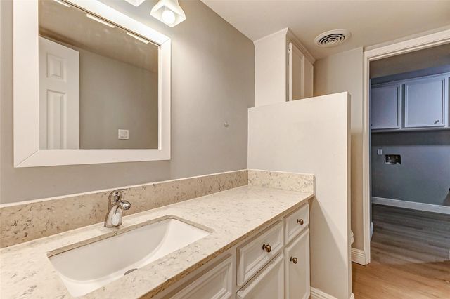 1727 Cloister Drive, Crosby, TX 77532