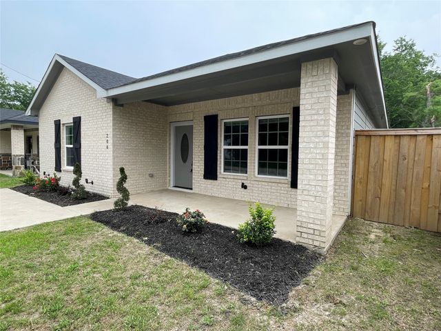 206 E Birch Street, Campbell, TX 75422