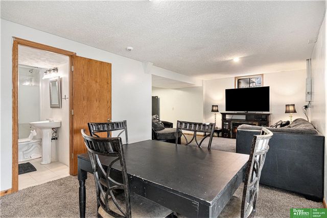 3309 Lookingglass Drive, Bellevue, NE 68123