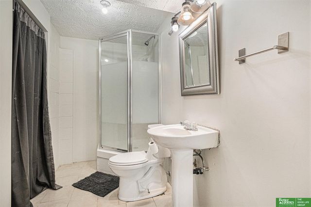 3309 Lookingglass Drive, Bellevue, NE 68123