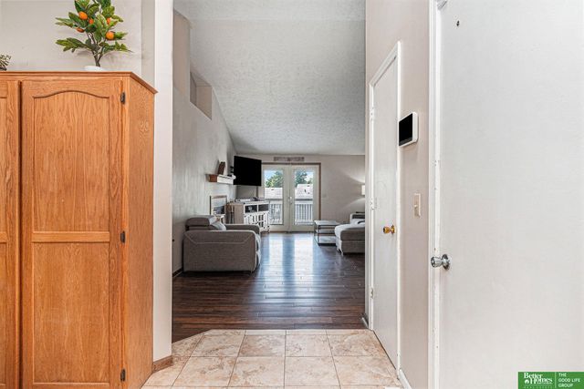 3309 Lookingglass Drive, Bellevue, NE 68123