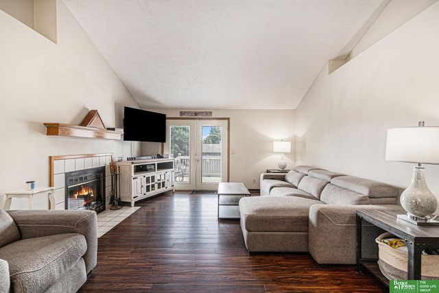 3309 Lookingglass Drive, Bellevue, NE 68123