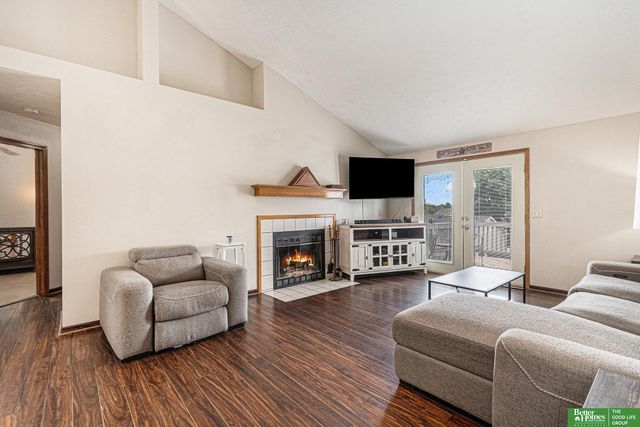 3309 Lookingglass Drive, Bellevue, NE 68123