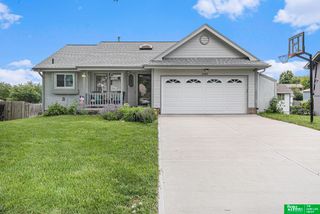 3309 Lookingglass Drive, Bellevue, NE 68123