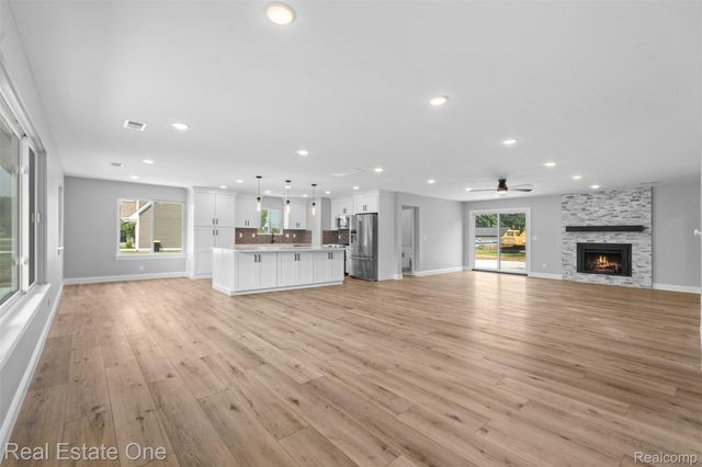 47900 Jefferson Avenue, Chesterfield Township, MI 48047