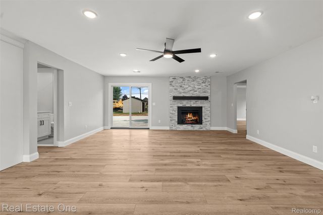 47900 Jefferson Avenue, Chesterfield Township, MI 48047