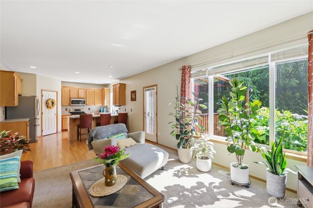 3228 Cardinal Drive NW, Olympia, WA 98502