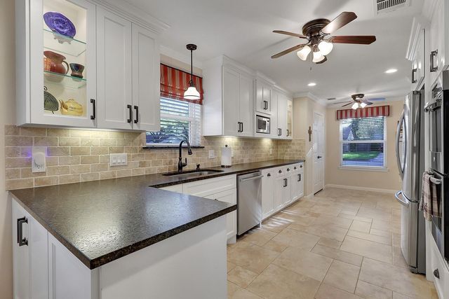 807 Dogwood Street, Katy, TX 77493