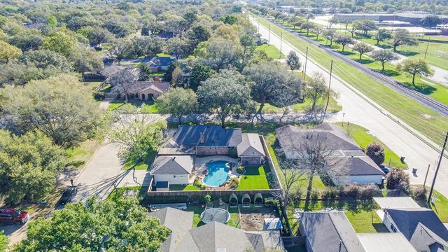 807 Dogwood Street, Katy, TX 77493