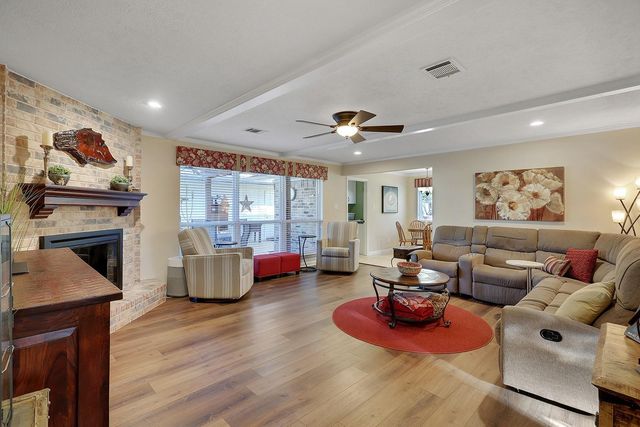 807 Dogwood Street, Katy, TX 77493