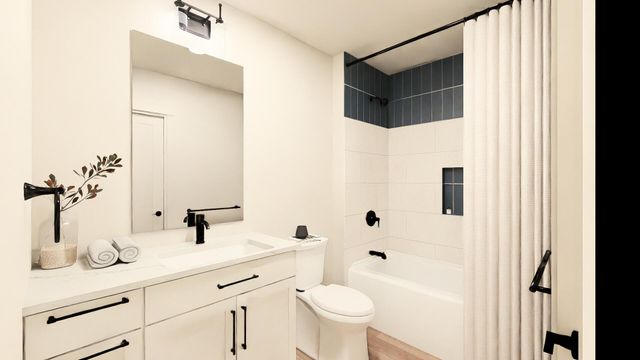 1700 S Watkins Street 8, Chattanooga, TN 37404