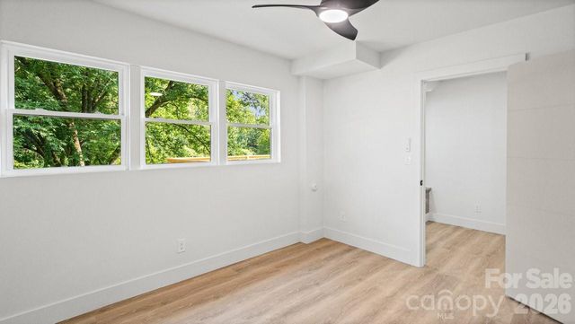 3320 Winterfield Place, Charlotte, NC 28205