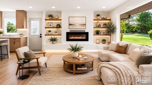 3320 Winterfield Place, Charlotte, NC 28205