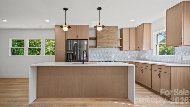 3320 Winterfield Place, Charlotte, NC 28205
