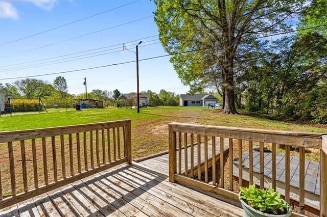 758 Harrison Crossroad Loop, Reidsville, NC 27320