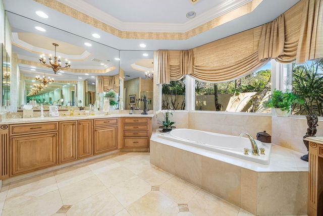 13161 Marsh Landing, Palm Beach Gardens, FL 33418