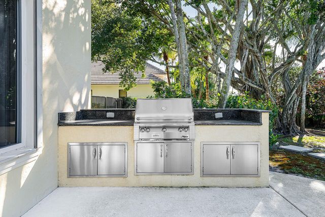 13161 Marsh Landing, Palm Beach Gardens, FL 33418