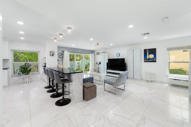 11930 Donlin Drive, Wellington, FL 33414