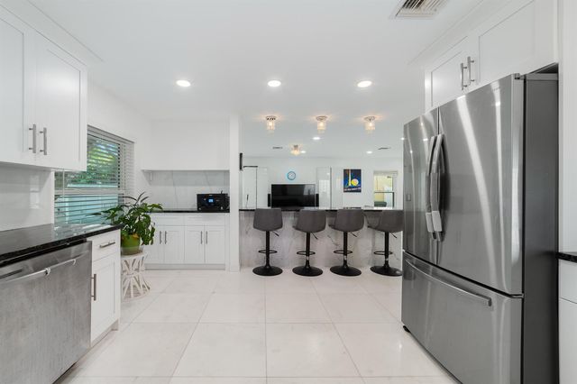 11930 Donlin Drive, Wellington, FL 33414