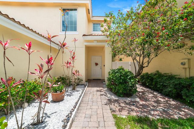 11930 Donlin Drive, Wellington, FL 33414
