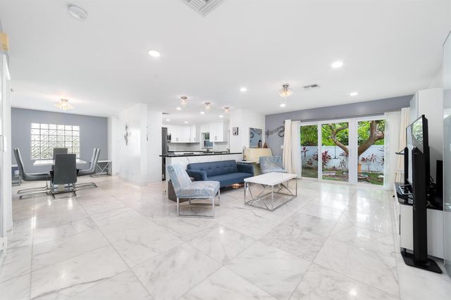 11930 Donlin Drive, Wellington, FL 33414