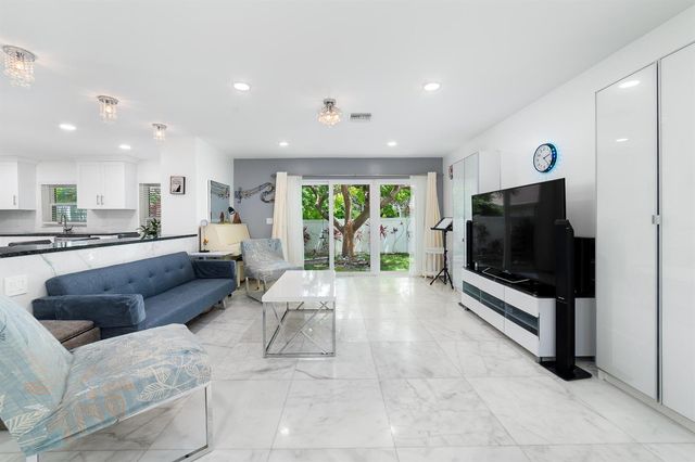 11930 Donlin Drive, Wellington, FL 33414