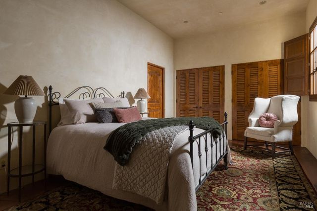 18455 Half Moon St, Sonoma, CA 95476