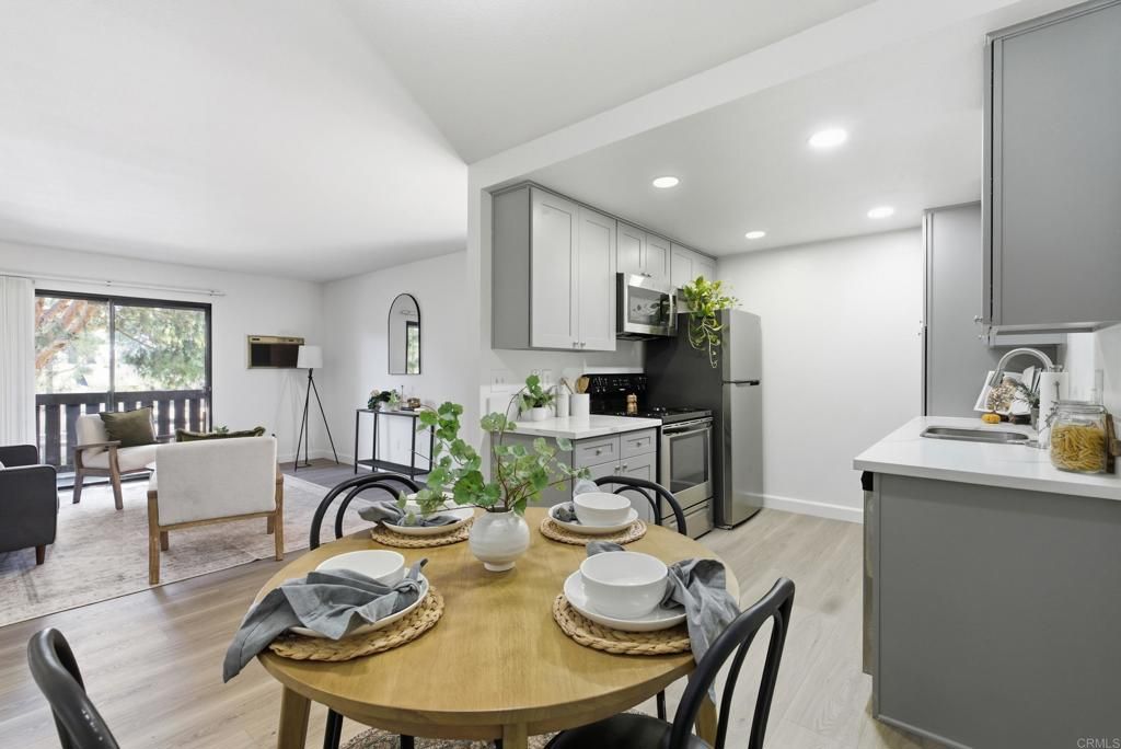10284 BLACK MOUNTAIN Road 185, Mira Mesa, CA 92126 — exterior