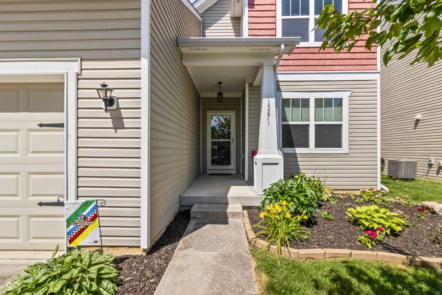 15271 Tiki Trail, Noblesville, IN 46060