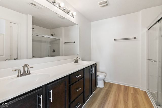 15271 Tiki Trail, Noblesville, IN 46060