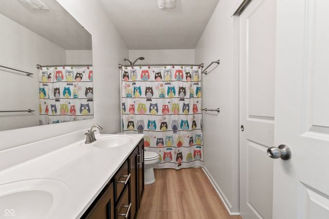 15271 Tiki Trail, Noblesville, IN 46060