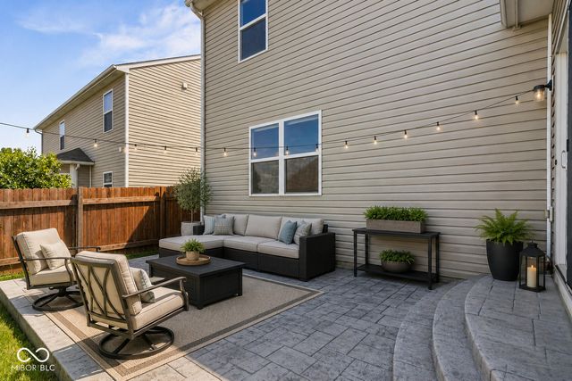 15271 Tiki Trail, Noblesville, IN 46060